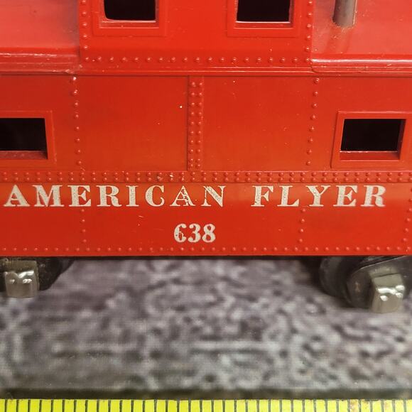 Vintage American flyer S gauge plastic red/gold rails caboose train car #638 - Picture 4 of 9